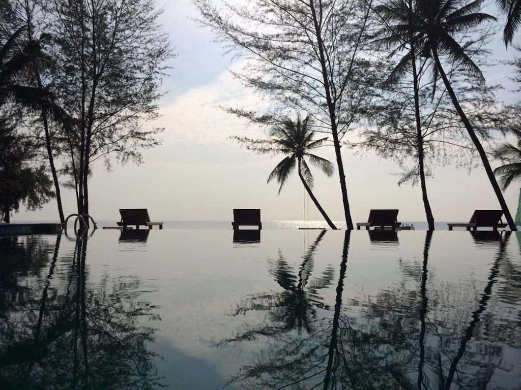 Hotel Meet The Sea Khlong Yai Zewnętrze zdjęcie